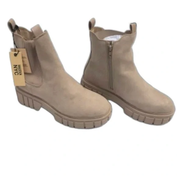 Madden NYC Women's Chunky Lug Chelsea Boots Size 9 - Picture 7 of 13